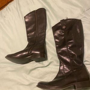 FRYE boots